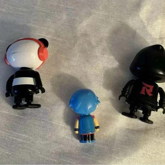 2/25$ Ryan’s World 3 Figurines - Picture 4 of 4